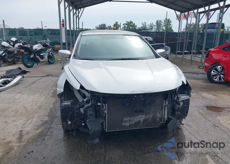 2017 Nissan Altima 2.5 Sv z USA, uszkodzony, nr VIN 1N4AL3AP2HC132184